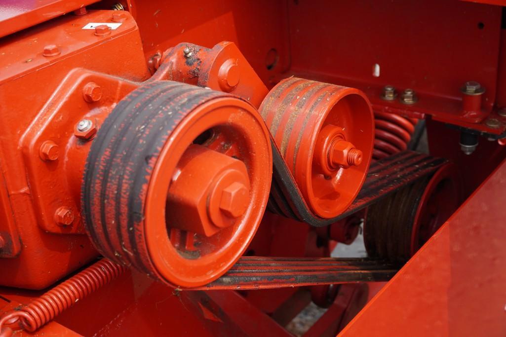 2021 New Holland 210 Discbine