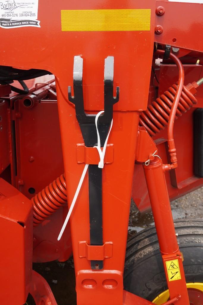 2021 New Holland 210 Discbine