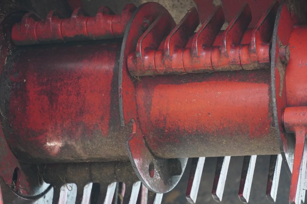2021 New Holland 210 Discbine