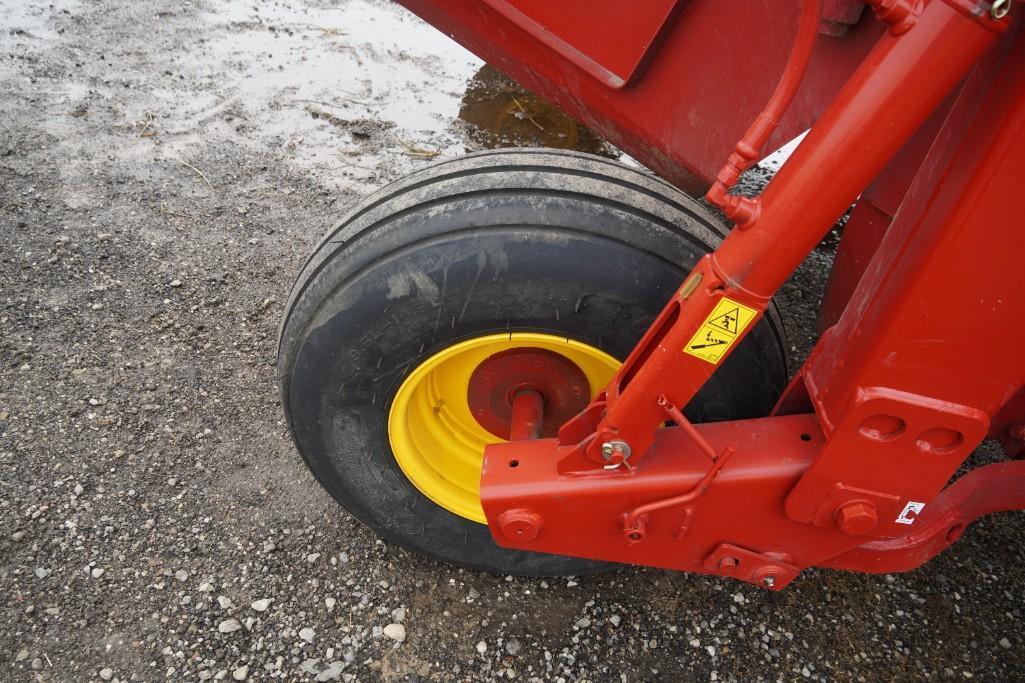 2021 New Holland 210 Discbine