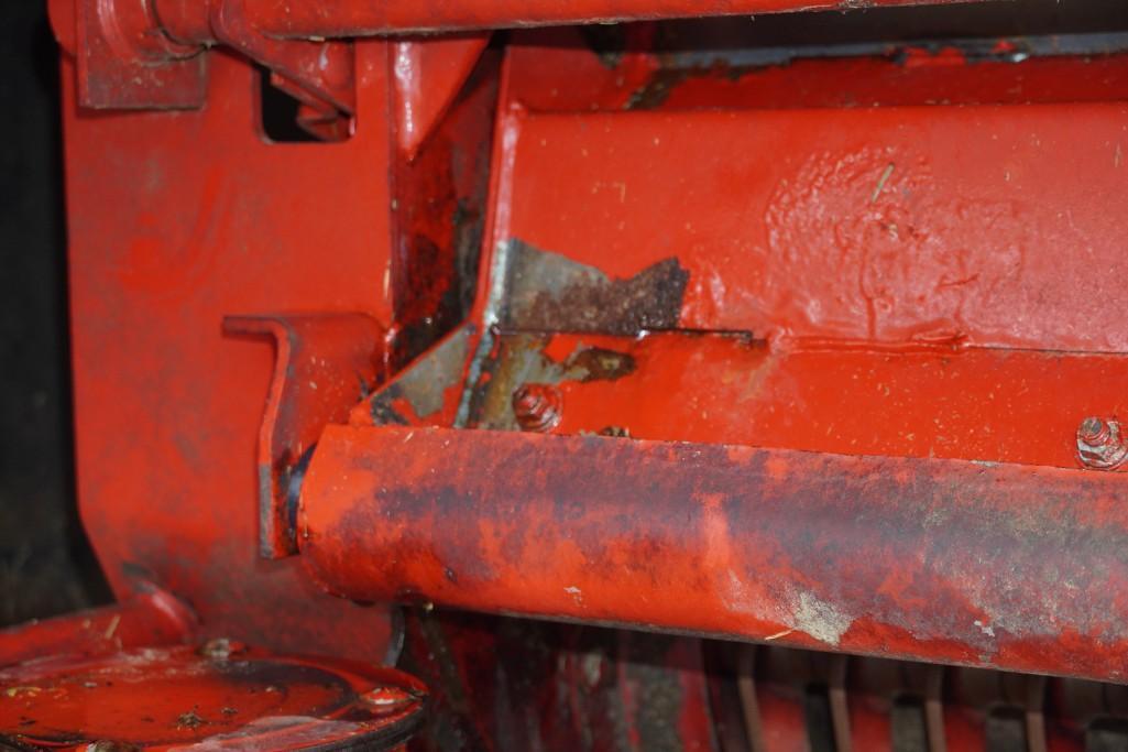 2021 New Holland 210 Discbine