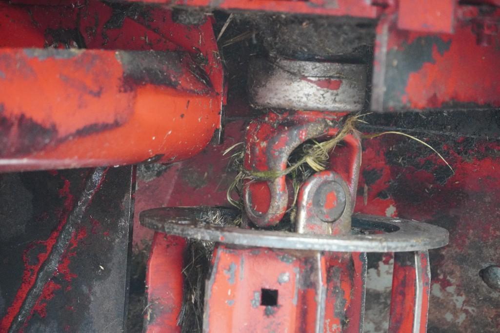 2021 New Holland 210 Discbine