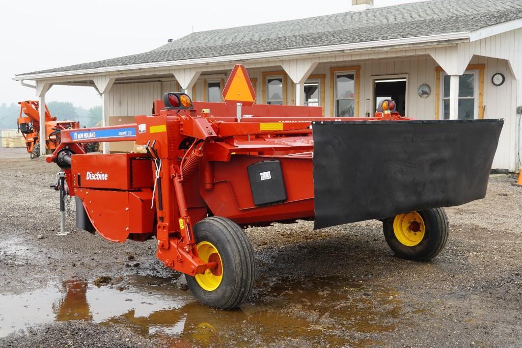 2021 New Holland 210 Discbine