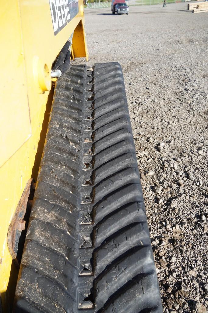 2010 John Deere CT 332 Skid Steer