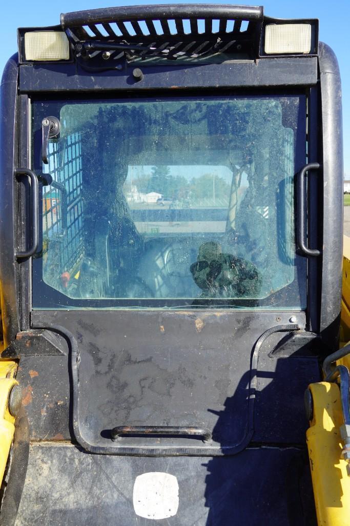 2010 John Deere CT 332 Skid Steer