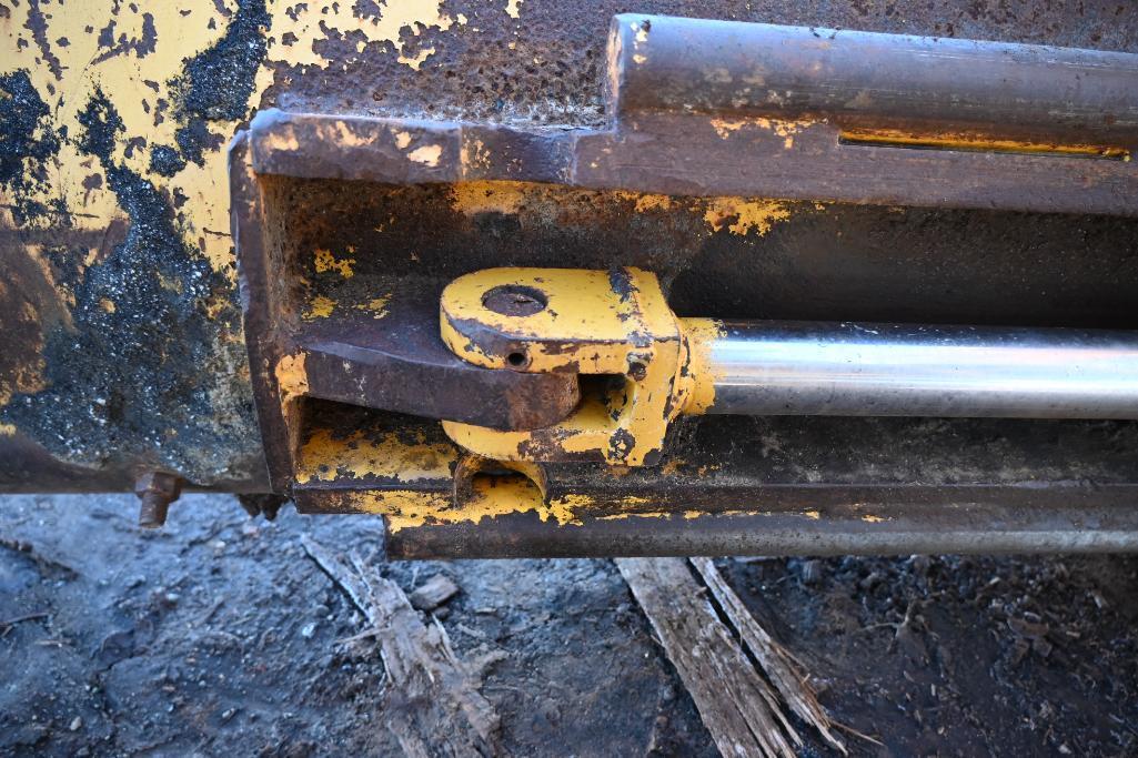 New Holland MG275 Motor Grader