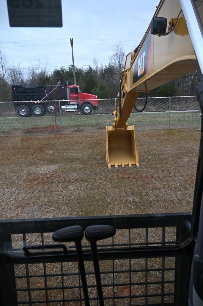 2017 Cat 330D2 Excavator*