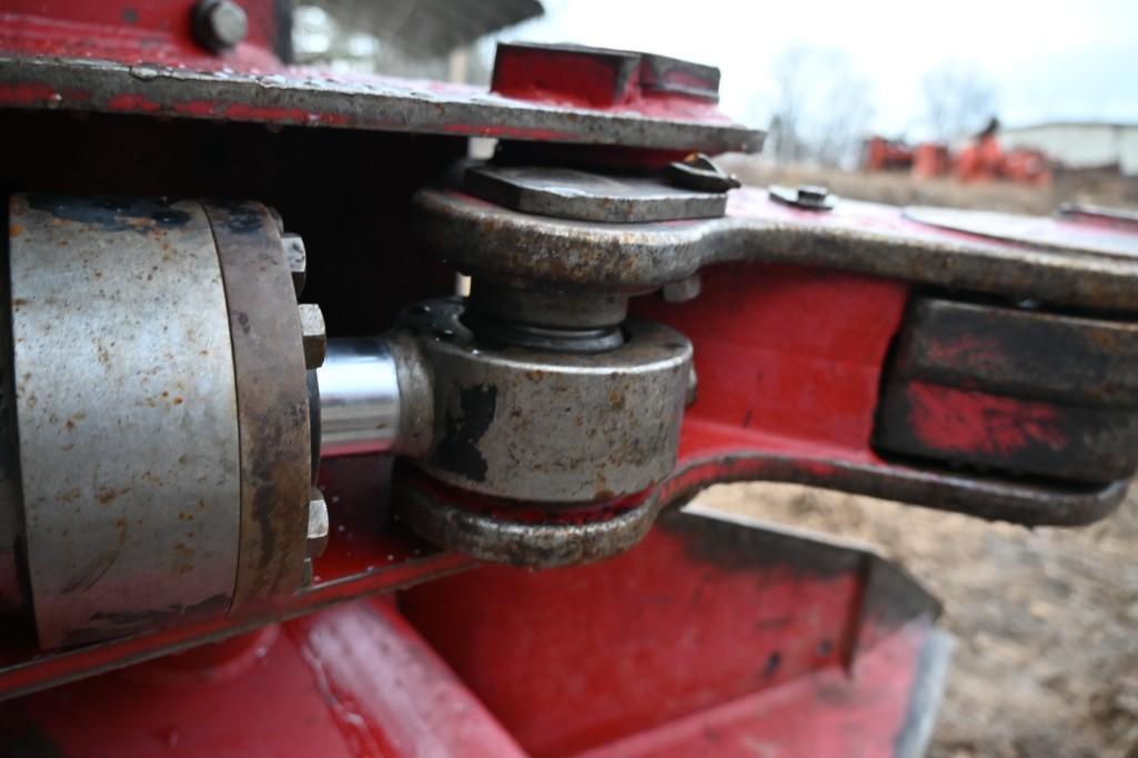 2002 Timbco 445D Track Cutter