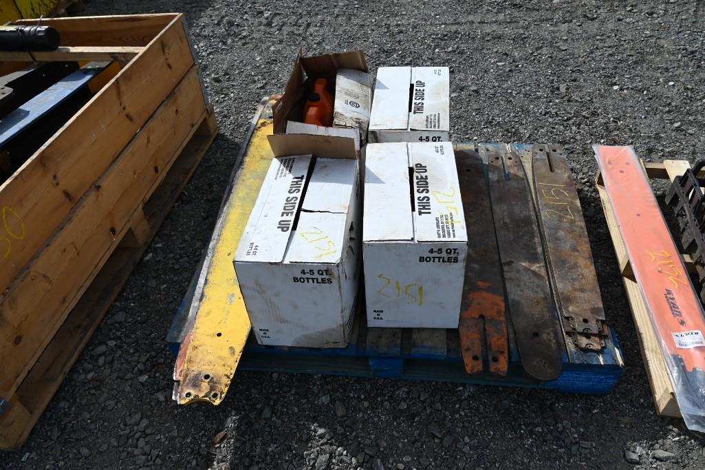 Bucksaw Bars and Bar + Chain Oil*