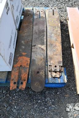 Bucksaw Bars and Bar + Chain Oil*