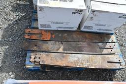 Bucksaw Bars and Bar + Chain Oil*