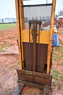 Big Joe Electric Forklift*