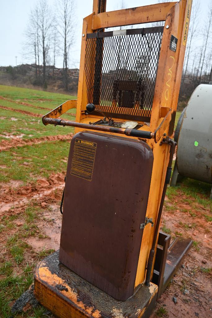 Big Joe Electric Forklift*