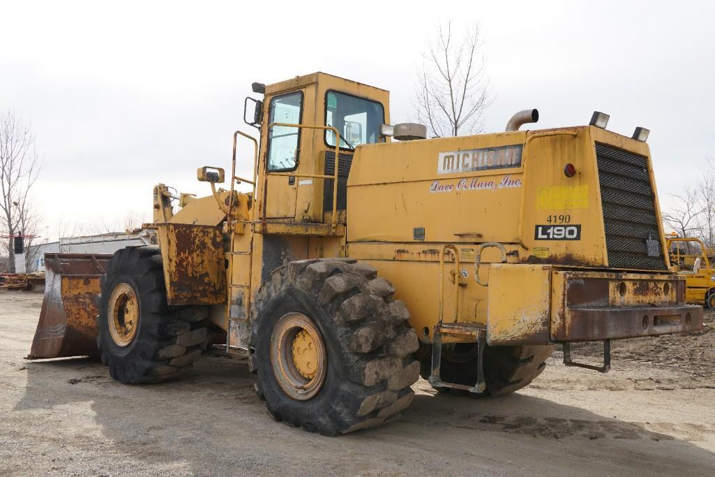 1989 Michigan L-190 Wheel Loader