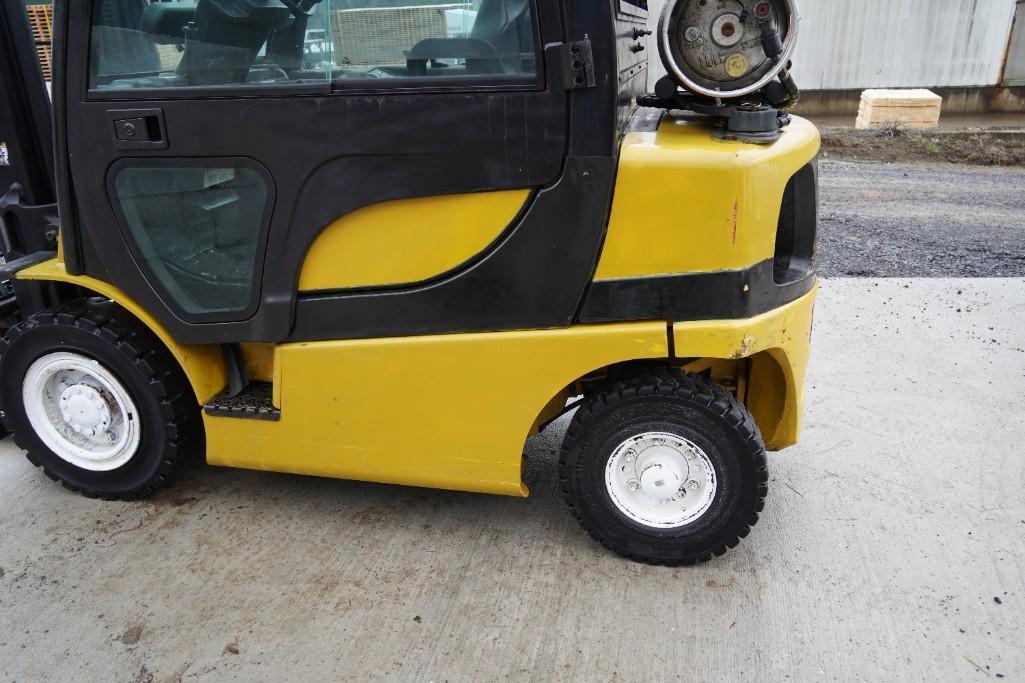 2005 Yale Forklift