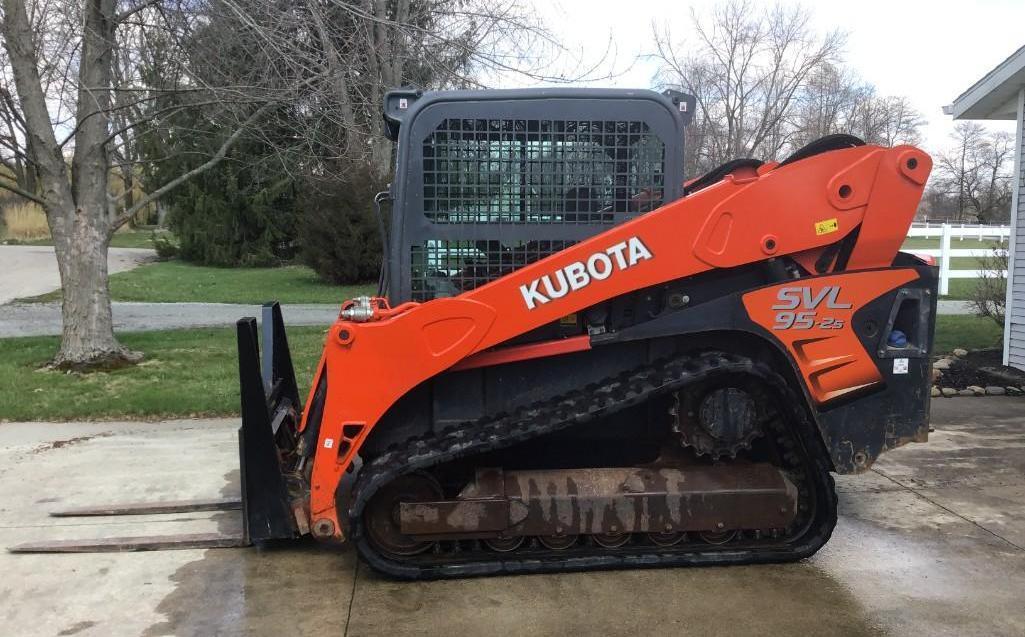 2016 Kubota SVL95-2S Skid Steer