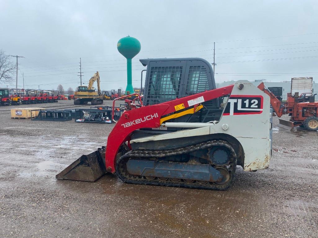 2015 Takeuchi TL12 Skid Steer