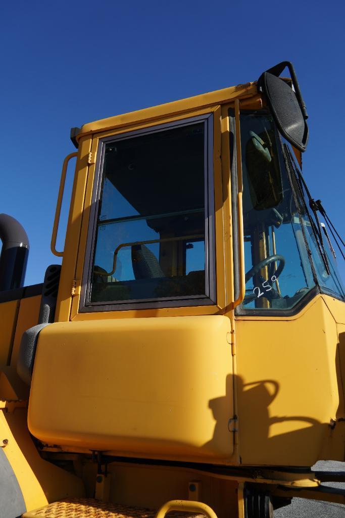 2006 Volvo L60E Wheel Loader