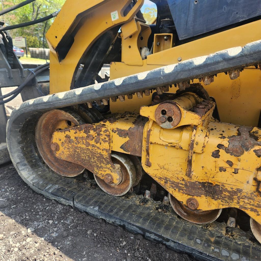 2018 Caterpillar 299D2 Skid Steer