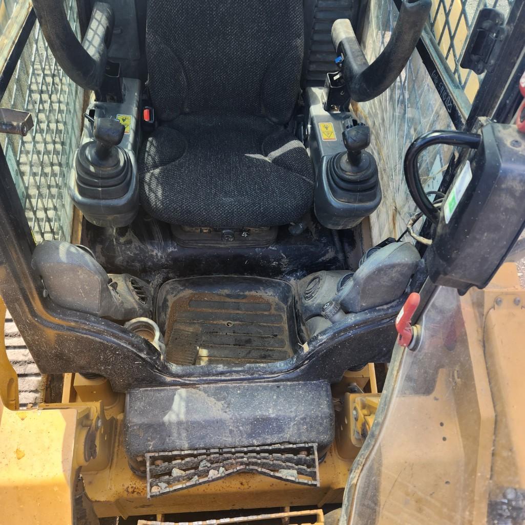 2018 Caterpillar 299D2 Skid Steer