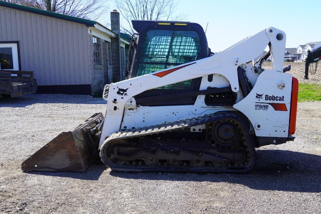 2018 Bobcat T740 Skid Steer