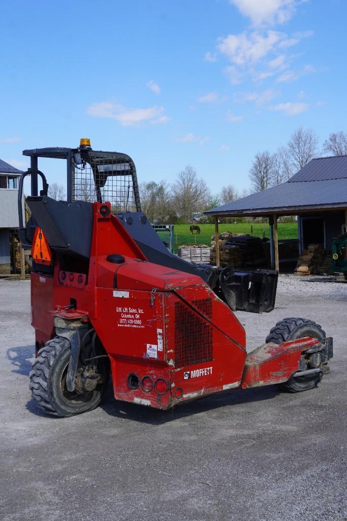 2007 Moffet Combi Lift