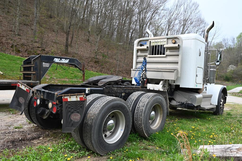 2019 Peterbilt 389 Truck