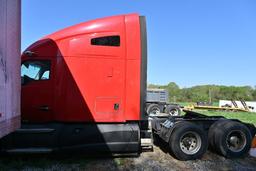 2016 Kenworth T680 Semi Truck