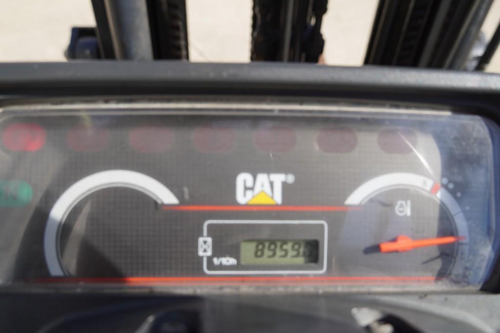 2005 Cat P5000 Forklift