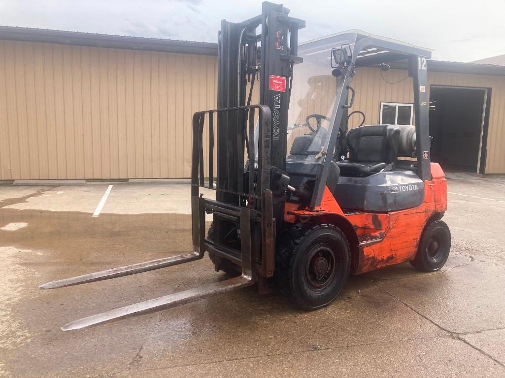 Toyota 7FG420 Forklift