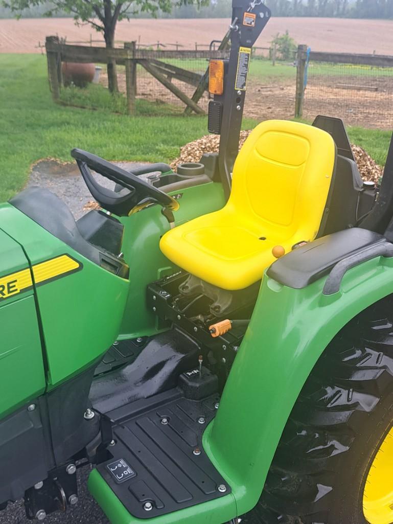 2019 John Deere 3032E Tractor*