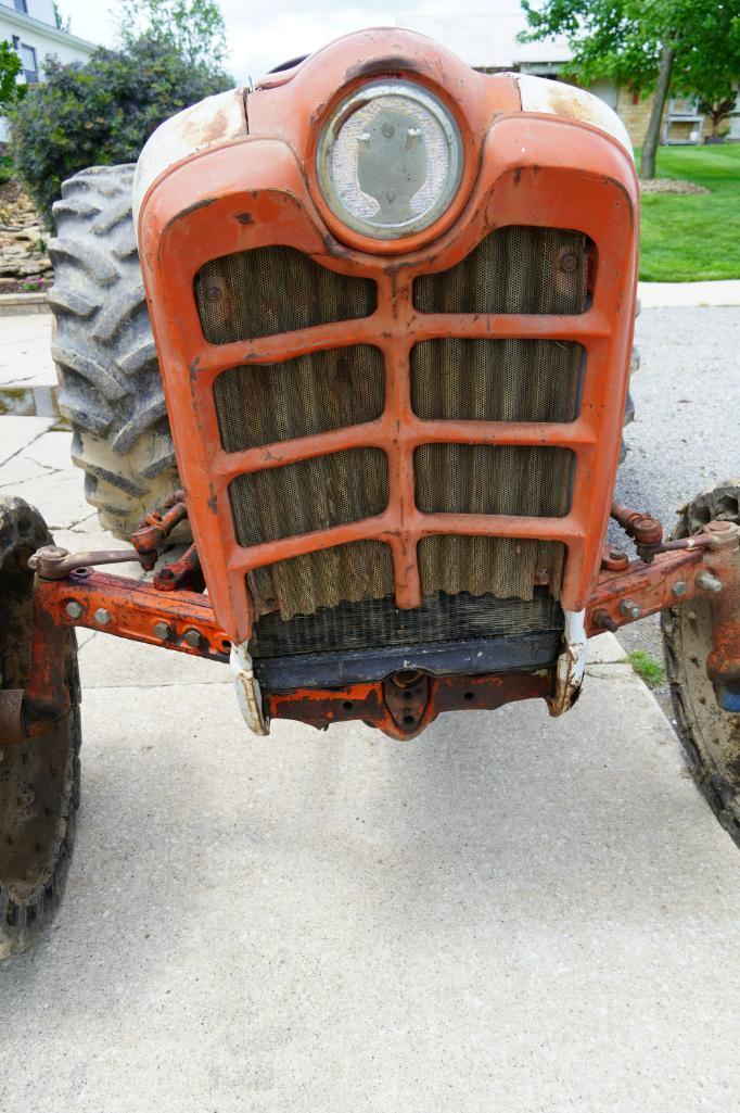 Ford 801 Powermaster Tractor