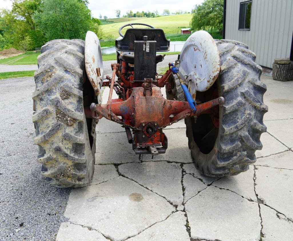 Ford 801 Powermaster Tractor