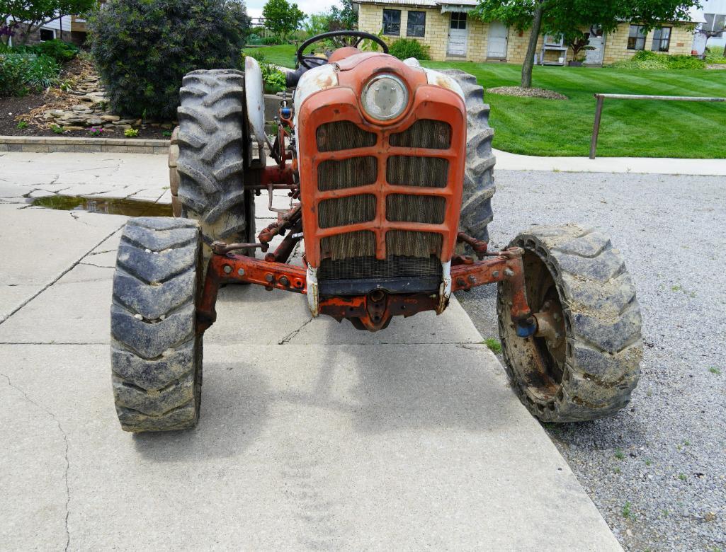 Ford 801 Powermaster Tractor