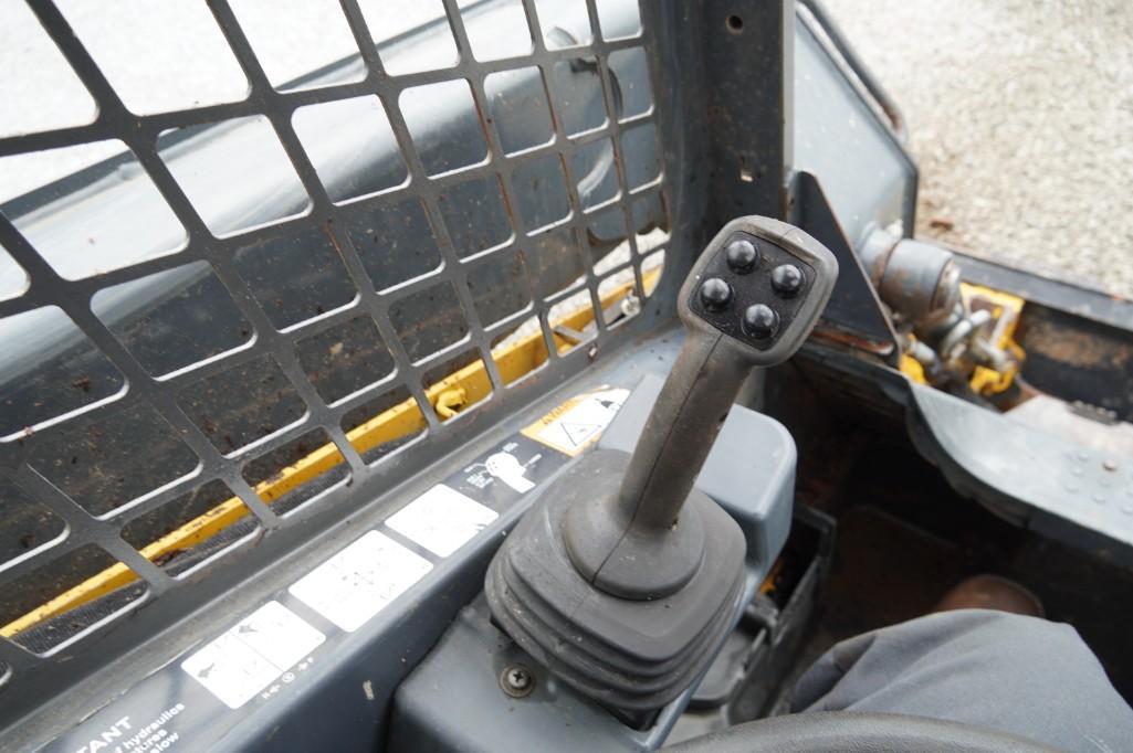 2016 John Deere 323E Skid Steer*