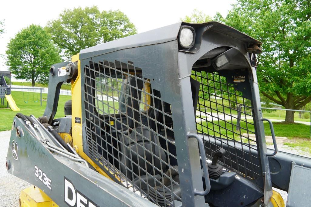 2016 John Deere 323E Skid Steer*