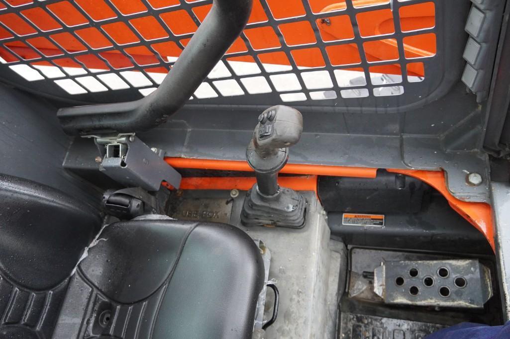 2016 Kubota SSV65 Skid Steer