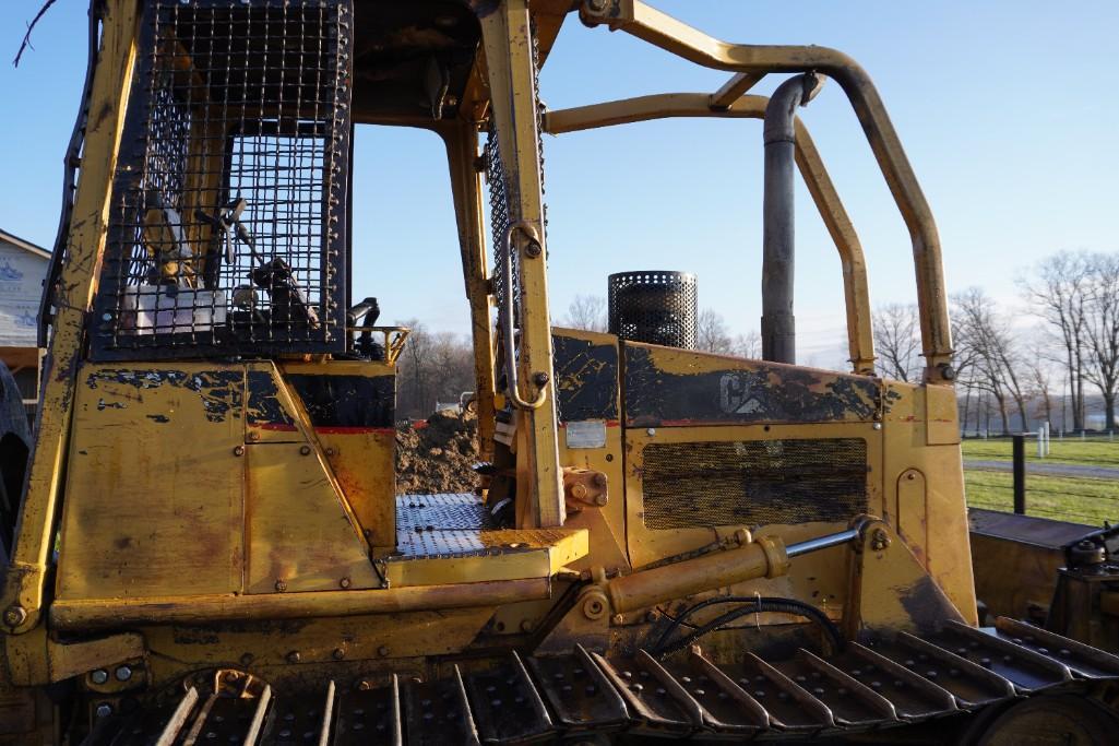 2000 Caterpillar D5C XL Dozer