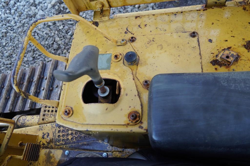 1989 Caterpillar D4H Dozer