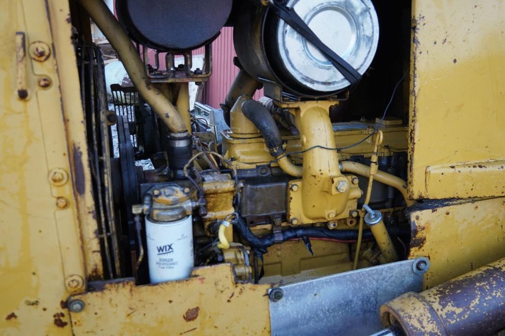 1989 Caterpillar D4H Dozer