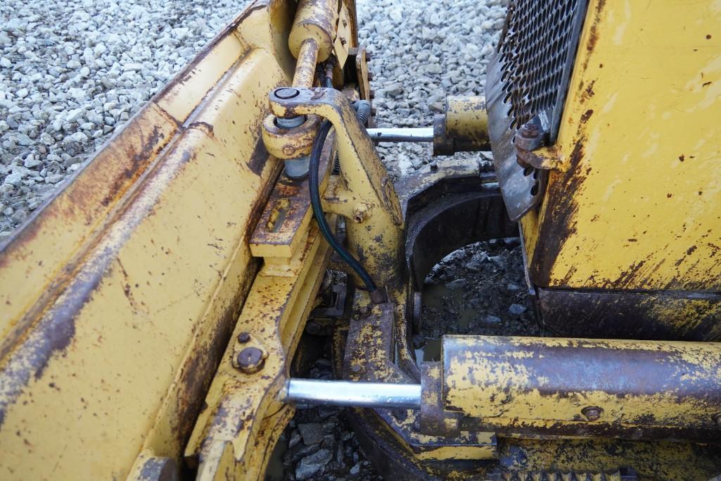 1989 Caterpillar D4H Dozer