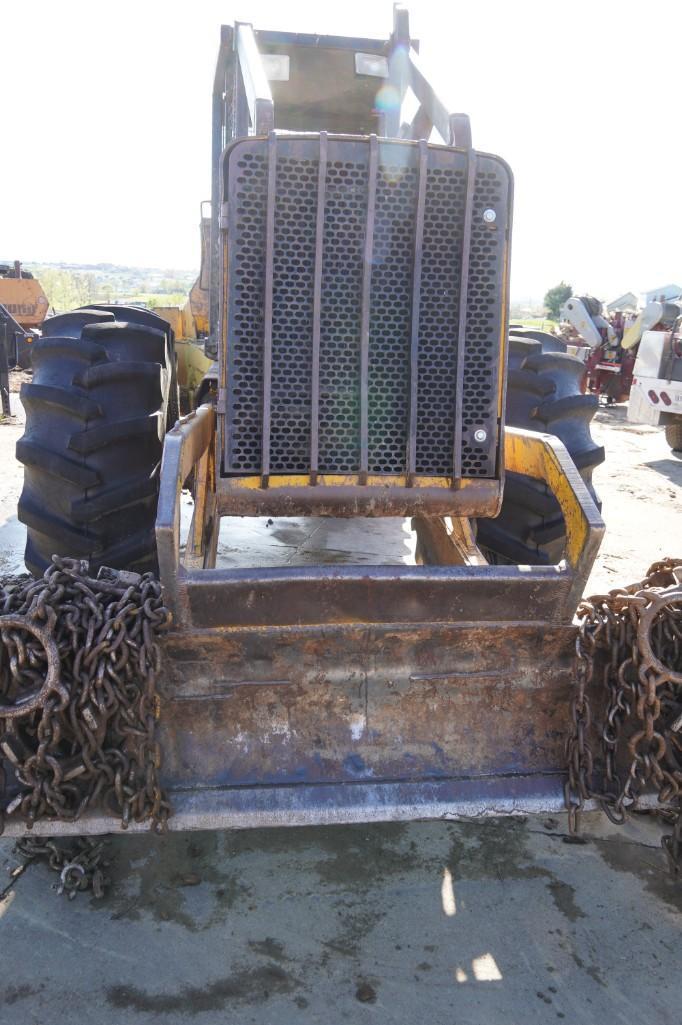 John Deere 640 Skidder