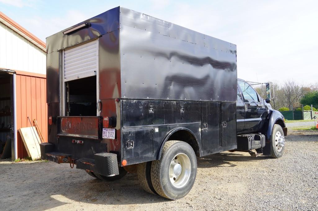 2000 Ford F-650 Super Duty XLT Service Truck