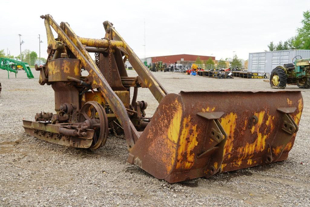 John Deere 90 Loader Frame