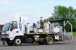 1990 GMC W6000 Line Painting Truck