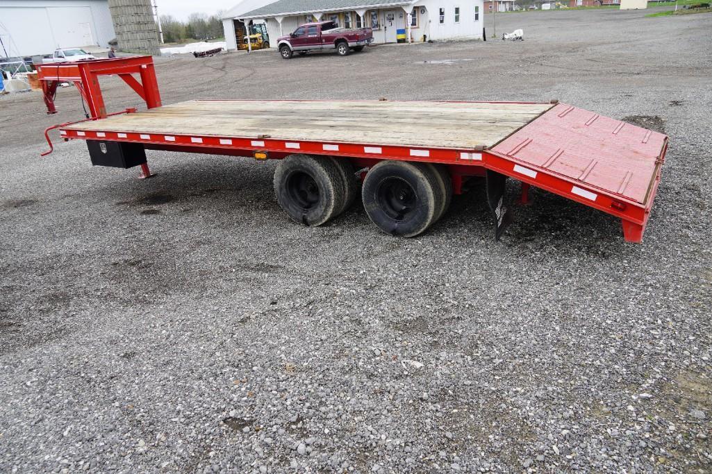 1992 Donahue Equipment Trailer