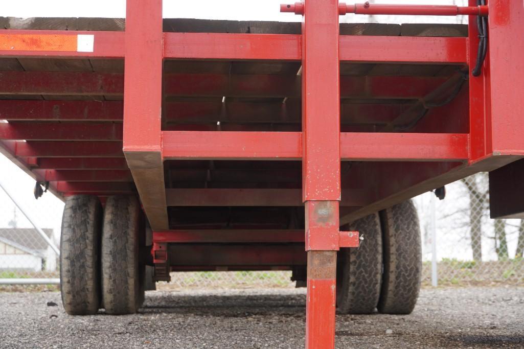 1992 Donahue Equipment Trailer