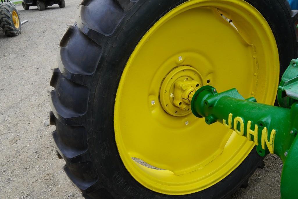 1936 John Deere Unstyled B Tractor