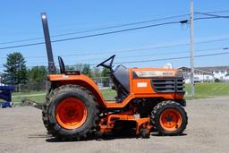 Kubota B2400HSD Tractor