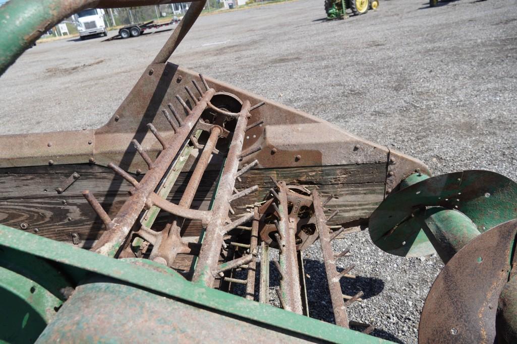 John Deere L Manure Spreader